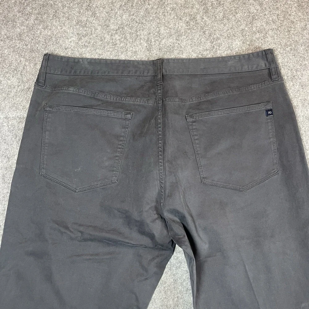 7Diamonds Clifton Slim Straight Jeans Mens 38x32 Durable Stone Grey Chino Pant